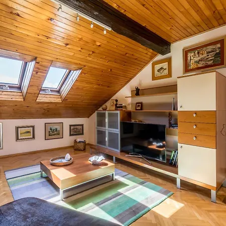 Amorina Apartment *